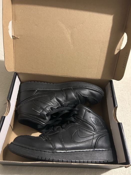 Air Jordan 1 MID
