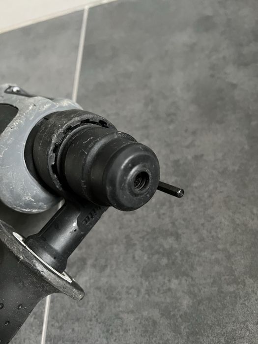 Акум.перфоратор Makita DHR 202+АКБ 5.0Ah