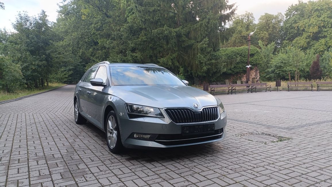 Skoda Superb III Kombi DSG