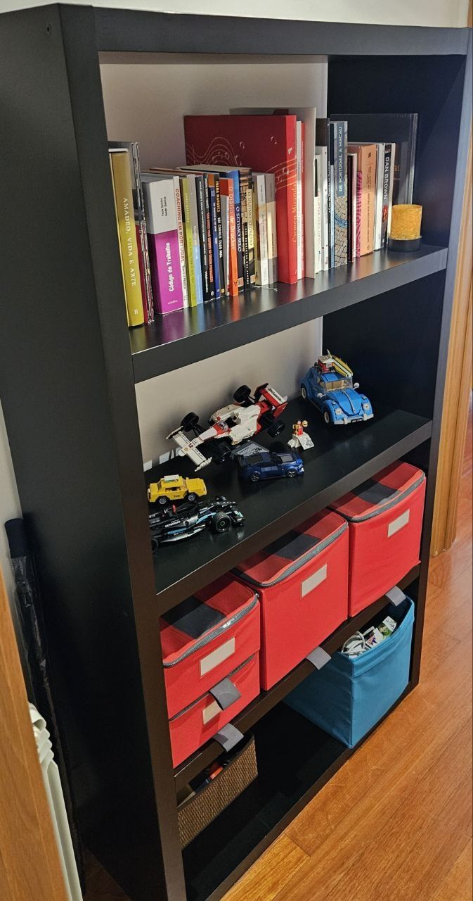 Prateleira Ikea kallax preta