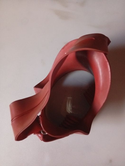 Маски для плавания одним лотом или по одной.