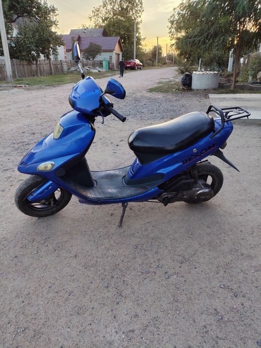 Продам скутер Rexon