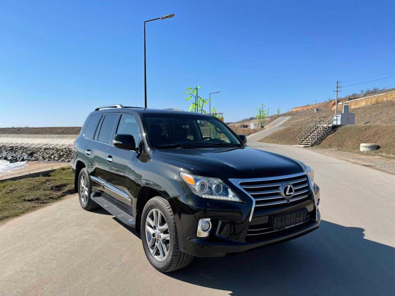 Оренда/Прокат LEXUS LX 570