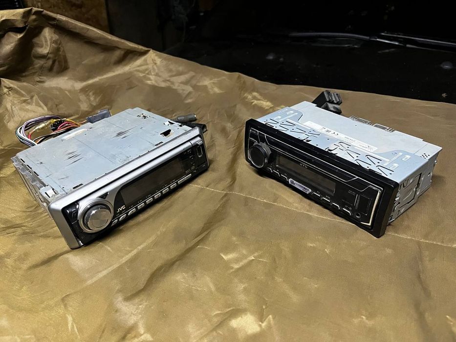 Оригинальна магнитола JVC KD-X162