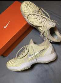 теннисные кроссовки Nike (оригинал) 40