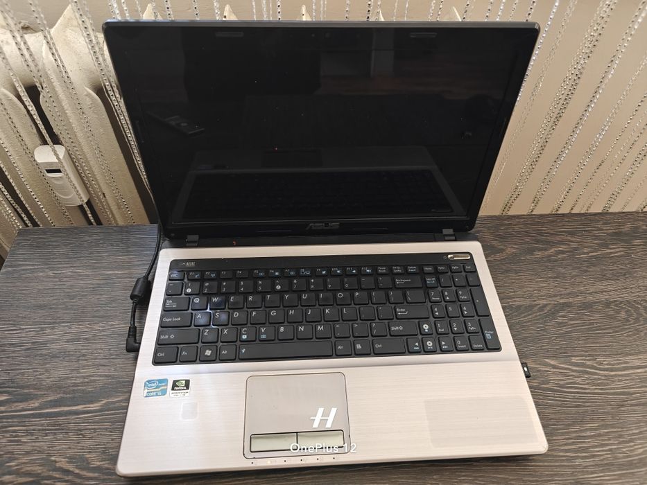 Asus K53 SV Intel i5,NVIDIA,Windows 10