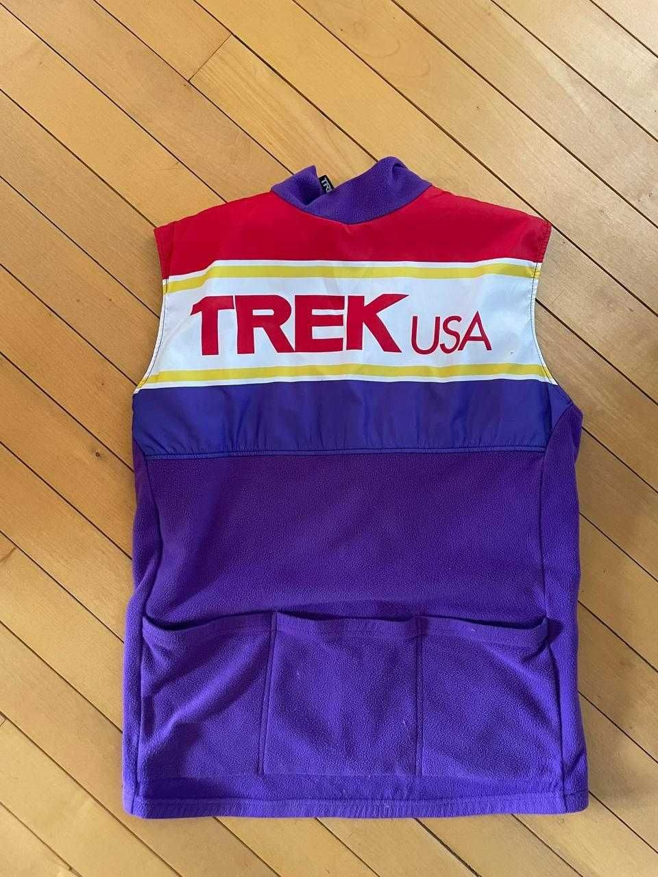 Продам жилет Trek