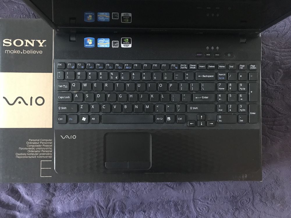 Laptop Sony VAIO model PCH-71811M w idealnym stanie technicznym.