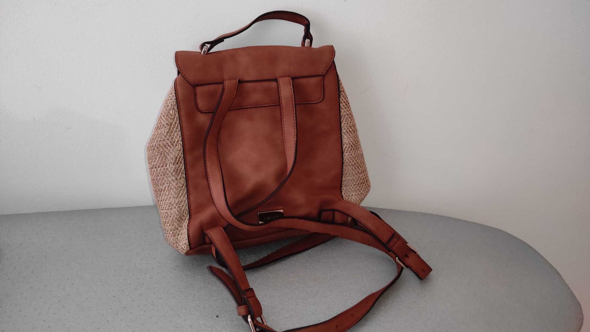 Mochila em bom estado