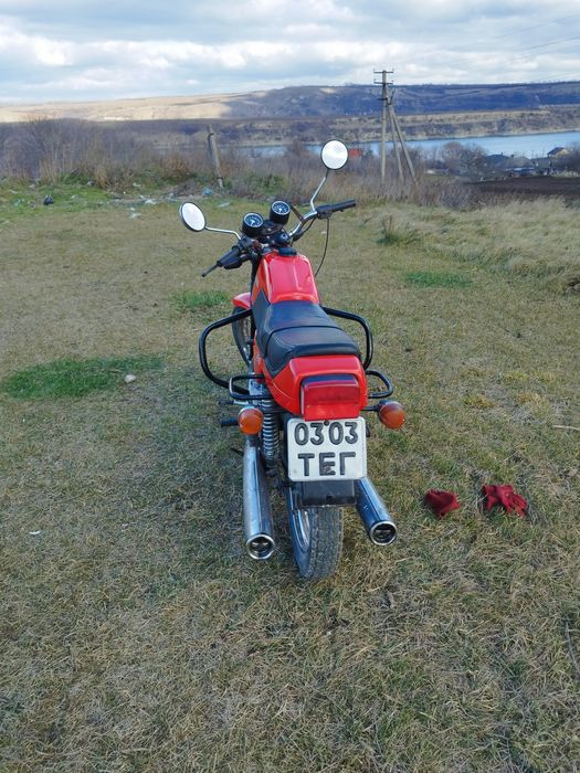 Продаж ява 350 638 або обін на автомобіль