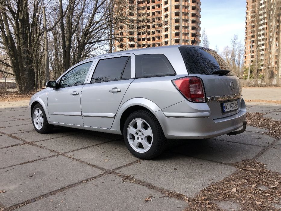 Opel Astra H Caravan універсал дизель