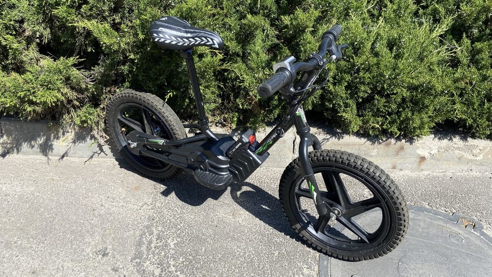 Продам детский электро велосипед.