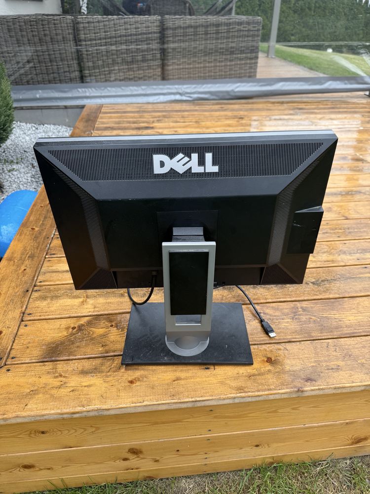 Monitor Dell 24 cale