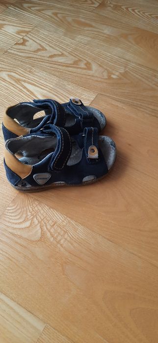 Skórzane ciapy r.23