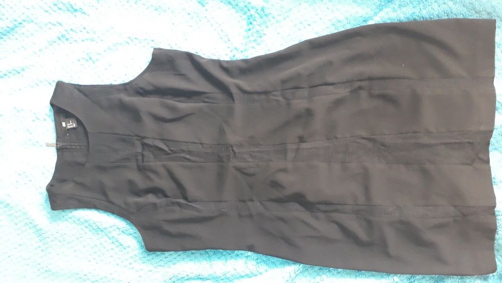 Mała czarna H&M 42