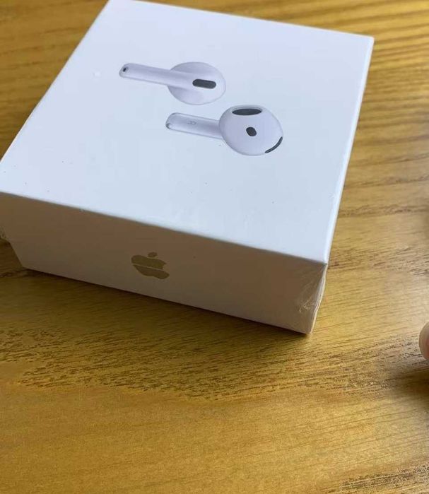 Słuchawki apple AirPods 4 ANC z aktywną redukcją szumów Nieużywane