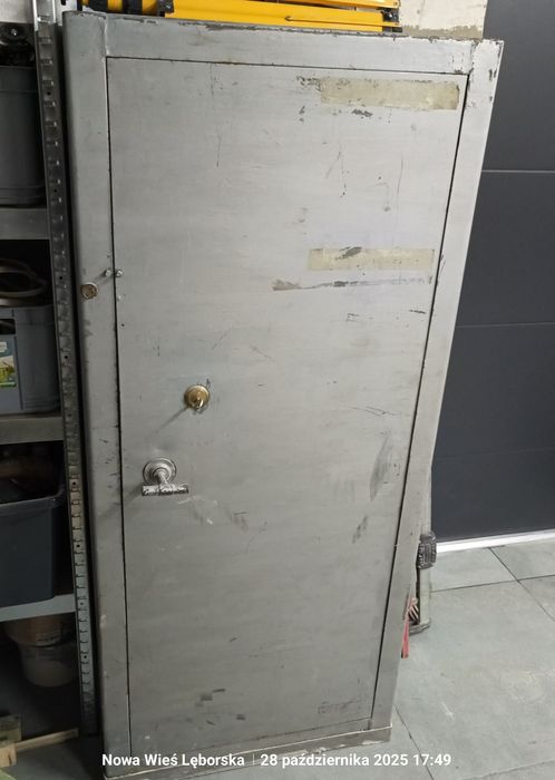Szafa pancerna metalowa sejf