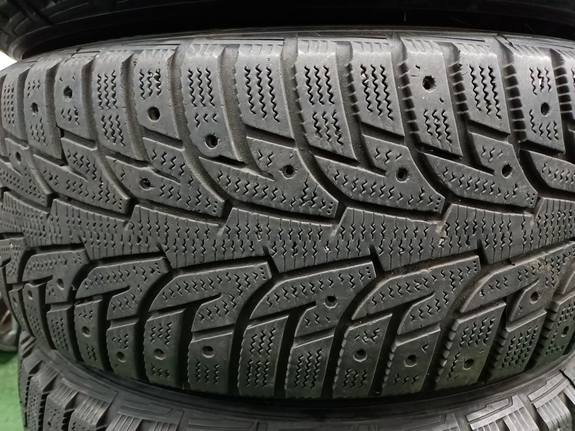 8mm 4 x 215/55/17 Hankook Opony Zimowe Wysyłka