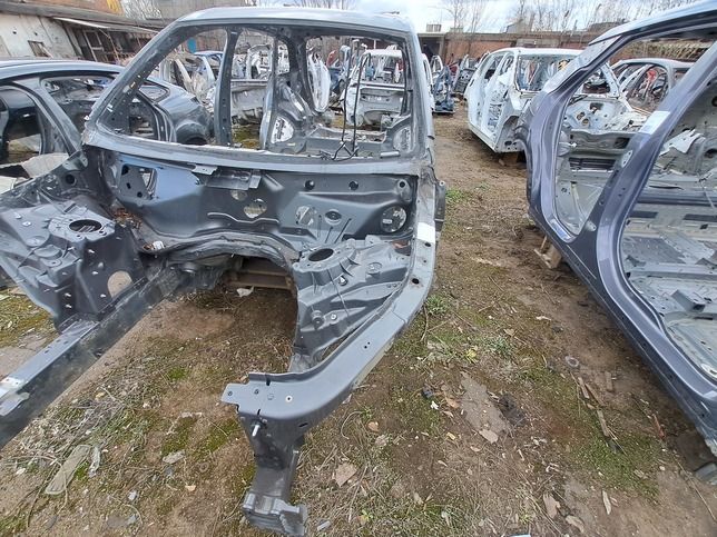 Четверть передняя левая AUDI Q7 4M 4M0805109B