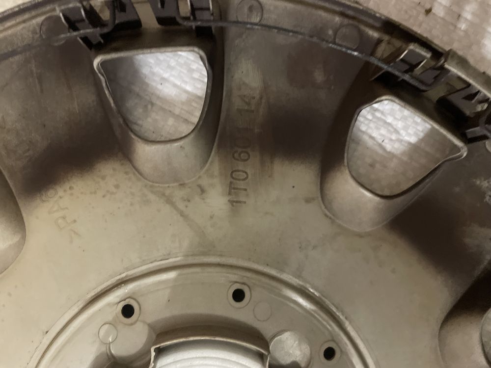 Kołpak kołpaki 16 r16 3 sztuki oryginał vw volkswagen, oryginał