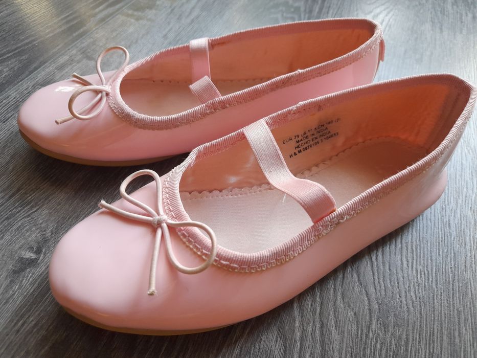 Balerinki lakierki dziewczęce różowe H&M rozm. 29