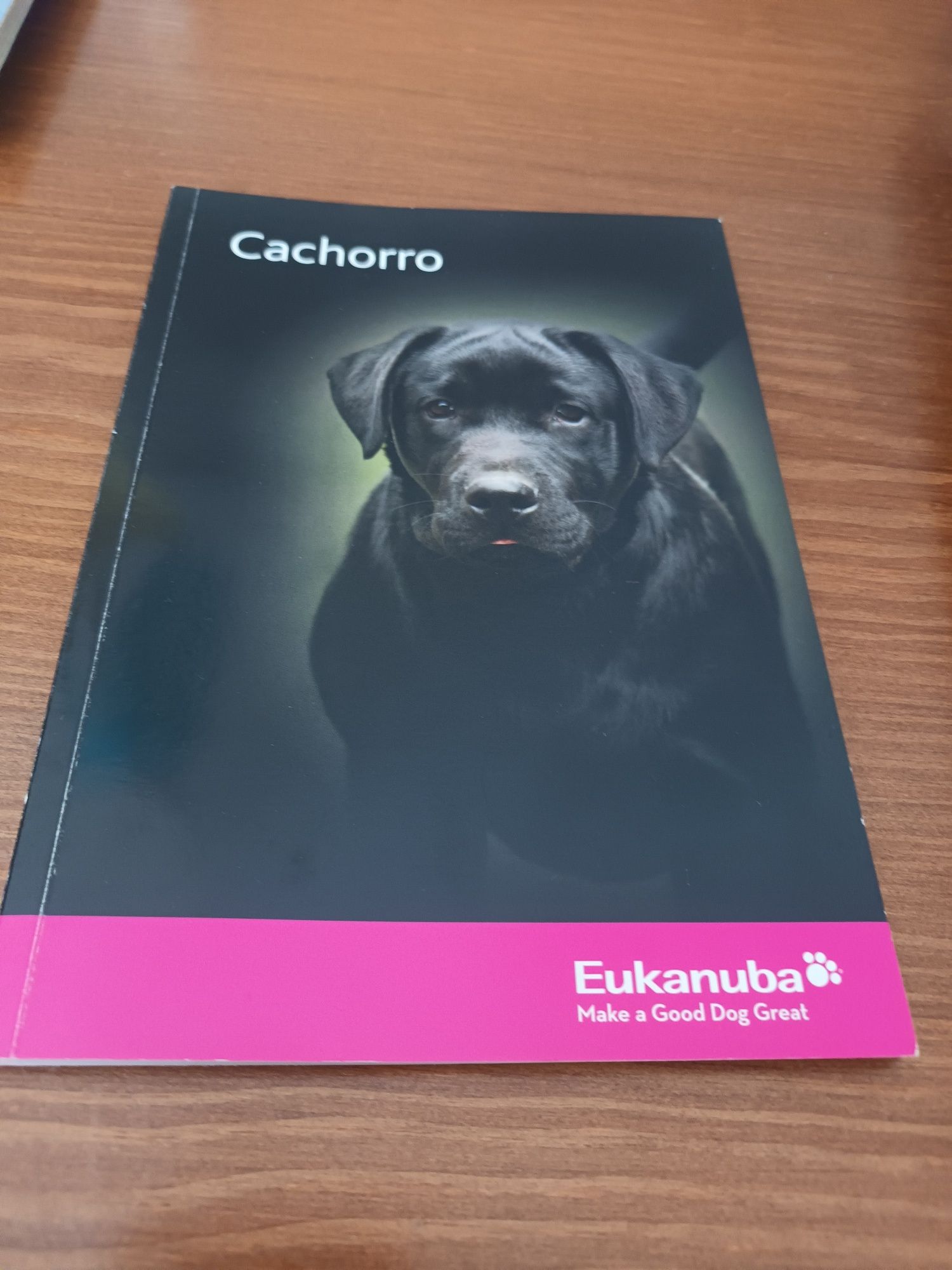 Cachorro livro eukanuba