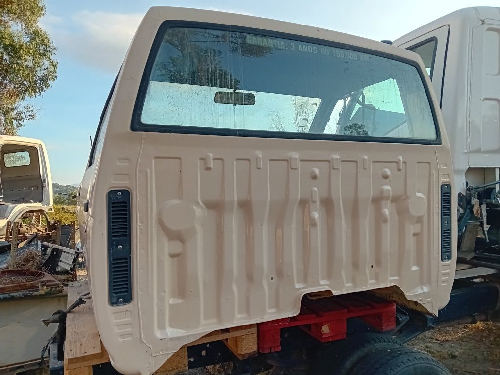 Cabine Nissan d21 para venda