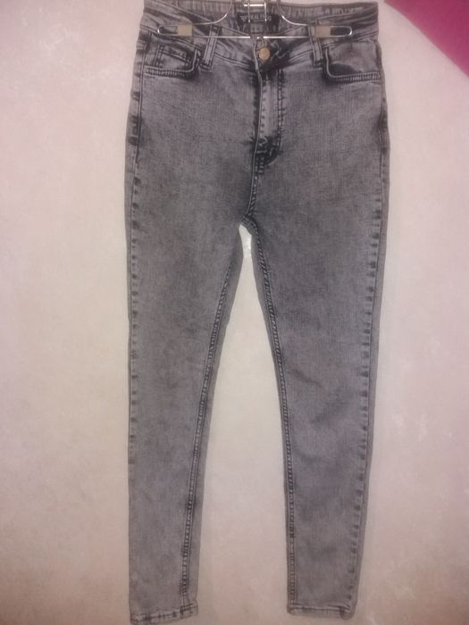 Продаю джинси скіні 28 розмір