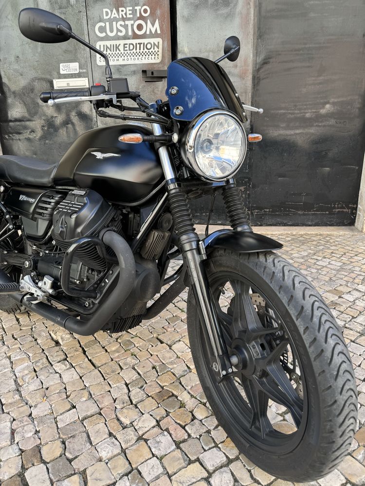 Moto Guzzi V7 III