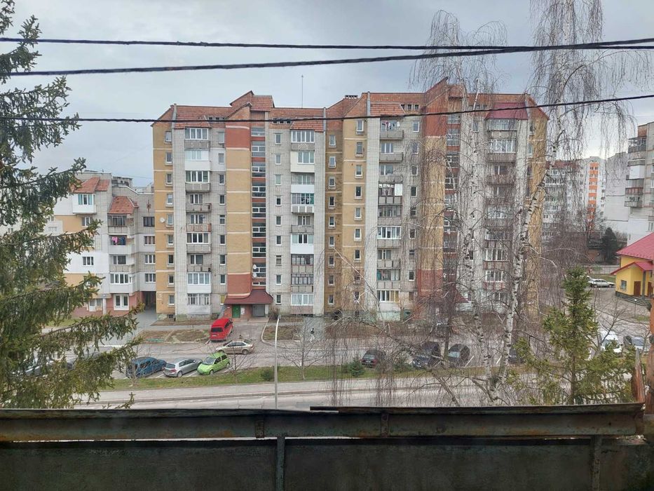 Продаж 1 кім. квартира 36 м.кв. вул. Стуса м.Трускавець