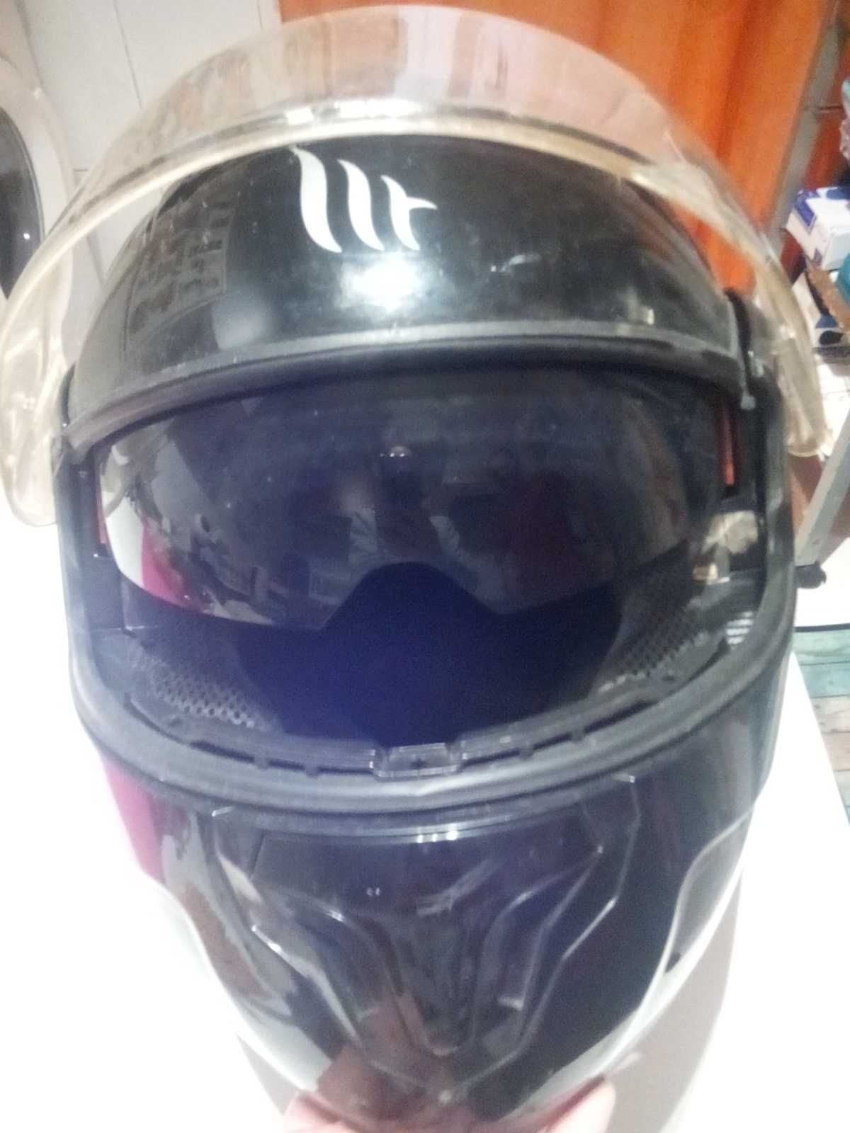 Capacete seminovo