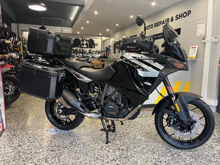 KTM 1290 Super Adventure S de 2021 em Óptimo estado Revisionada Malas