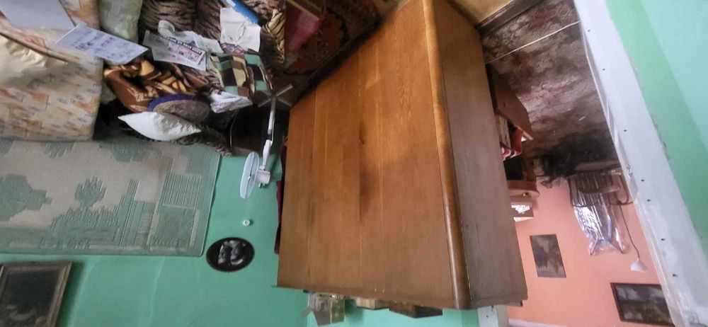 Szafa bardzo stara w ładnym stanie 3 drzwi szer 180 wys 180