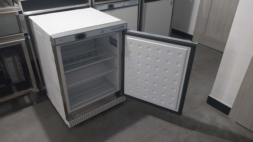 Zamrażarka podblatowa z funkcją aut. odmrażania Tefcold