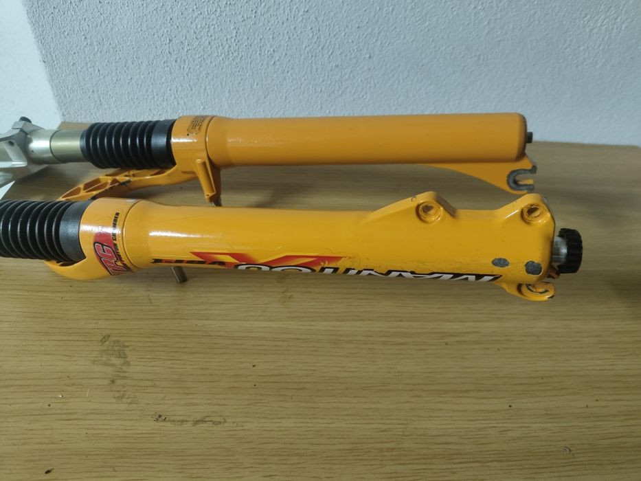 Manitou X Vert Suspensão DH