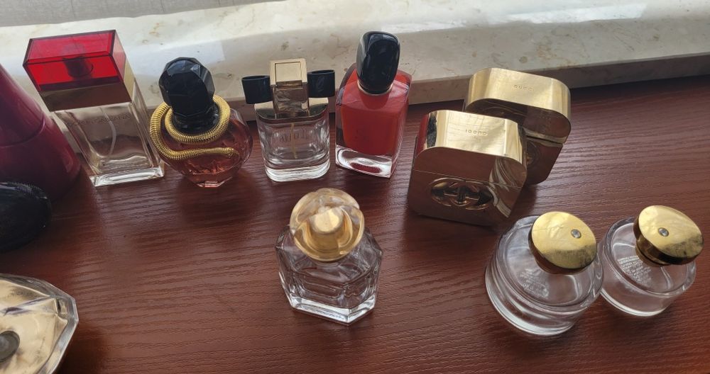 Oryginalne flakony po perfumach 17 sztuk