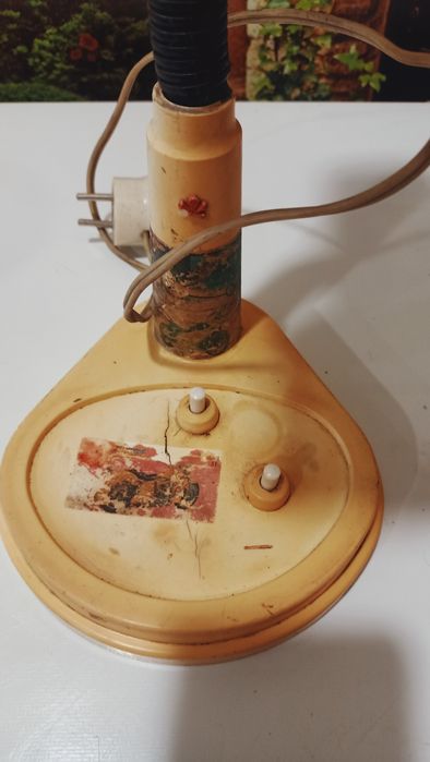 Настільна лампа СССР.