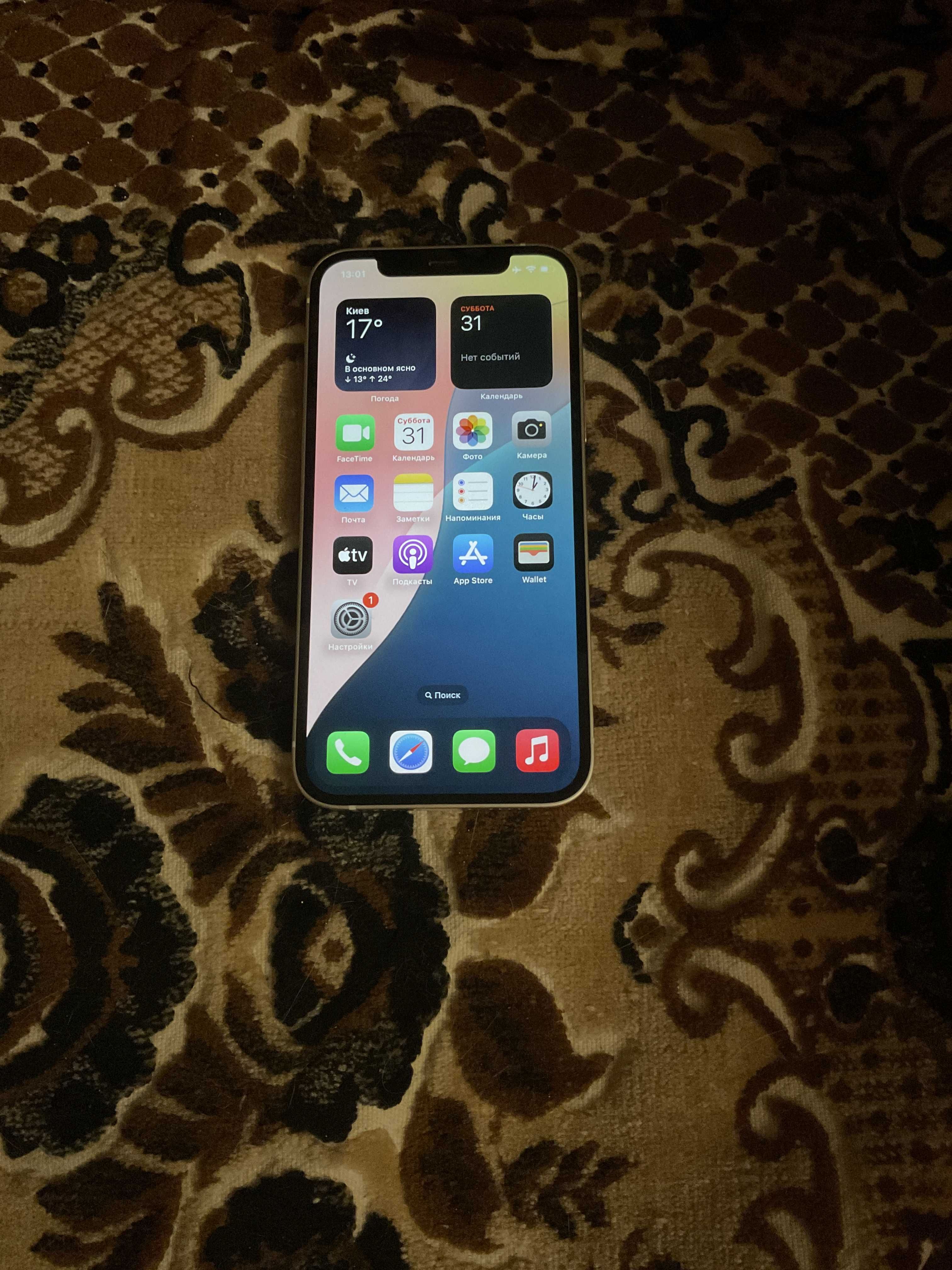 продам Iphone 12/64 (R-sim)