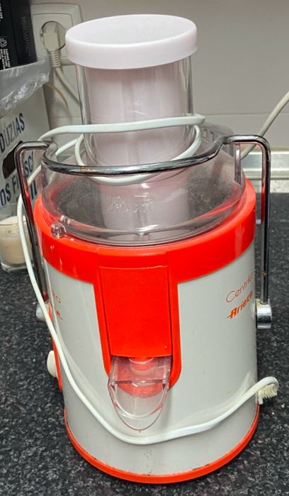 Centrifugadora Ariete como nova