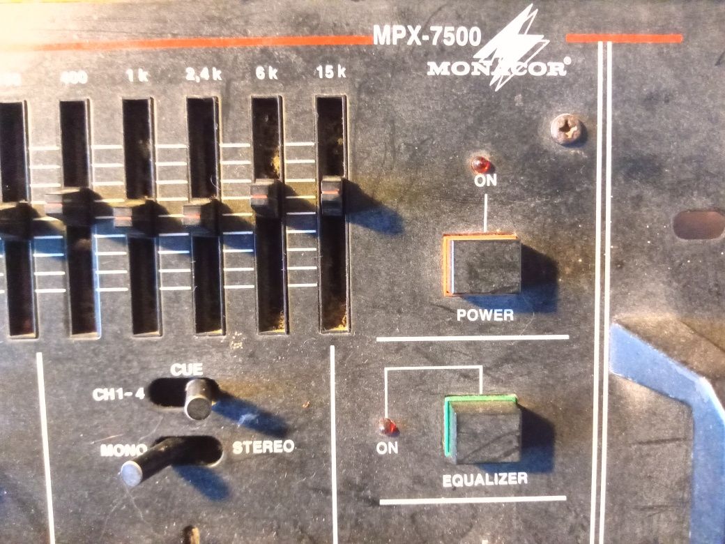 Mesa de Mistura Pro Monacor MPX-7500