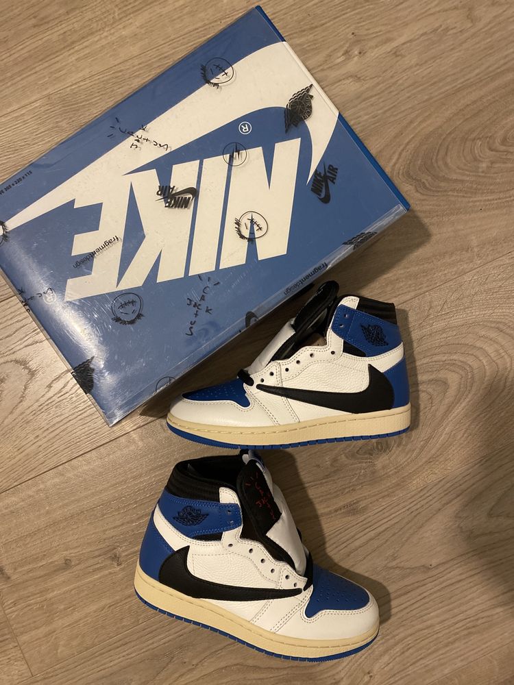 Air jordan travis scott fragment hight