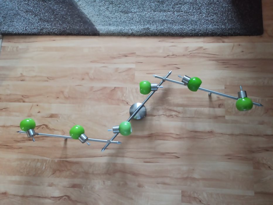 Люстра гнучка, зелені плафони