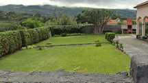 Apartamento T1 Mobilado c/ Amplo Quintal | Em Moradia Comum