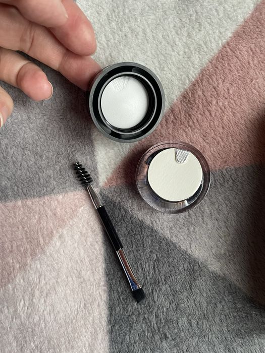 Пудра и гель для бровей. Два в одном. Коричневый.