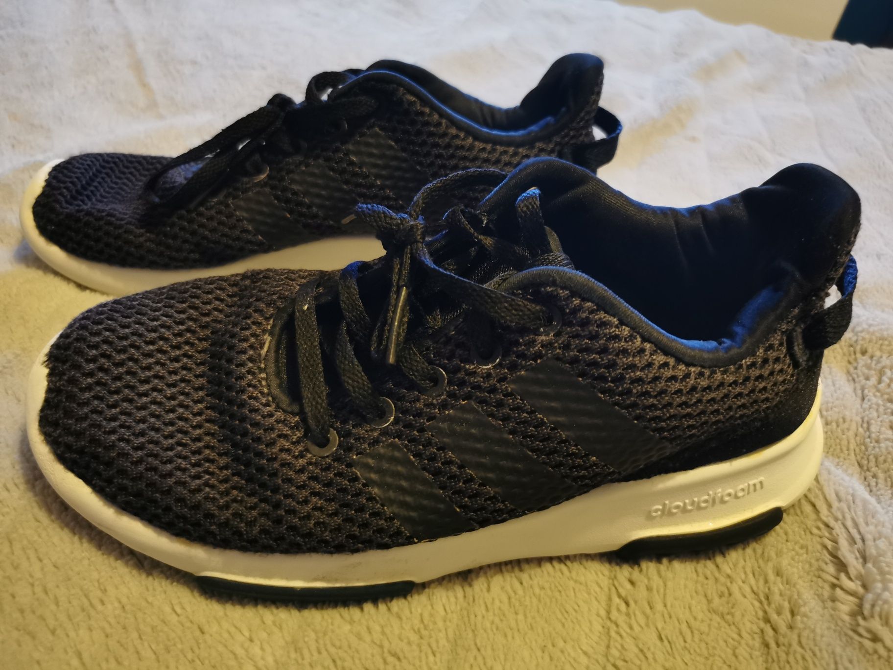 Adidas 35,5 chłopak buty sportowe czarne