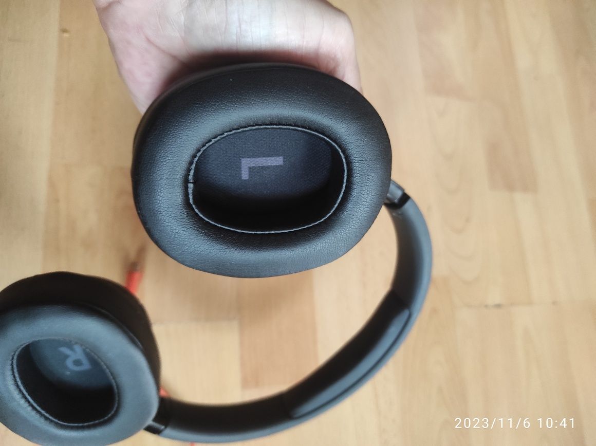 Słuchawki nauszne bezprzewodowe JBL 760NC black