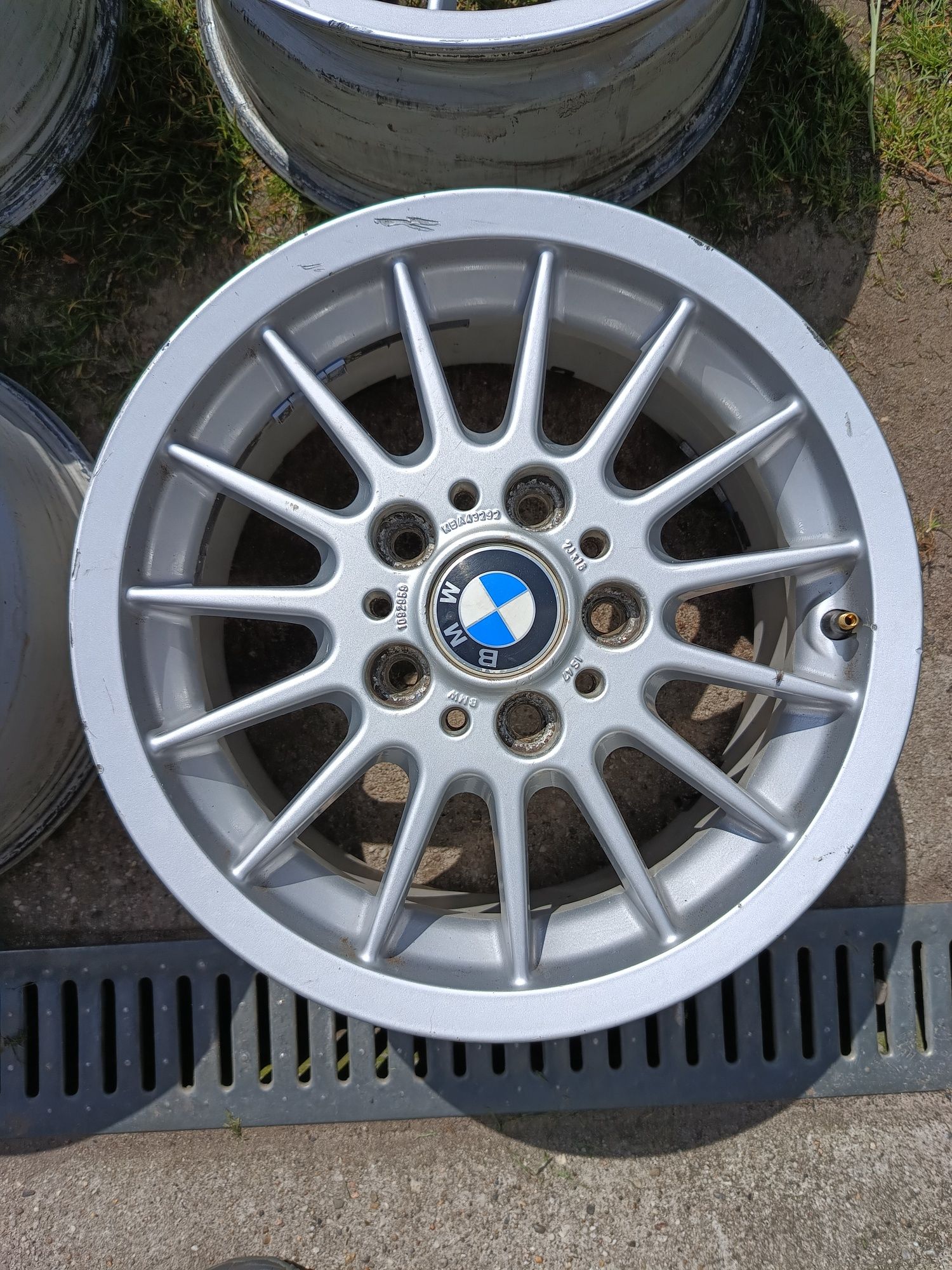 Felgi aluminiowe 15 " 5x120 BMW Styling 32