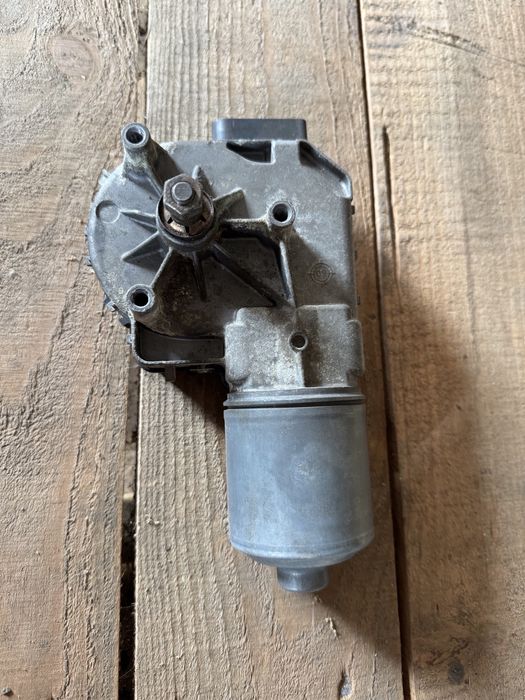 Мотор склоочисників (двірників) volkswagen touareg 7l