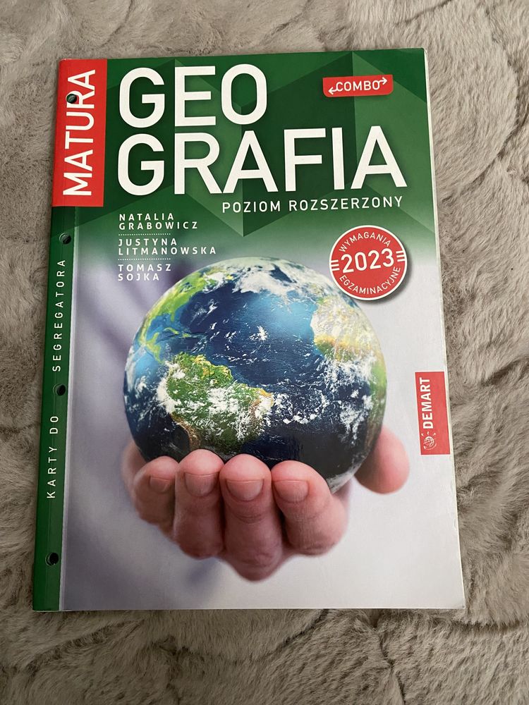 Geografia poziom rozszerzony. Karty do segregatora