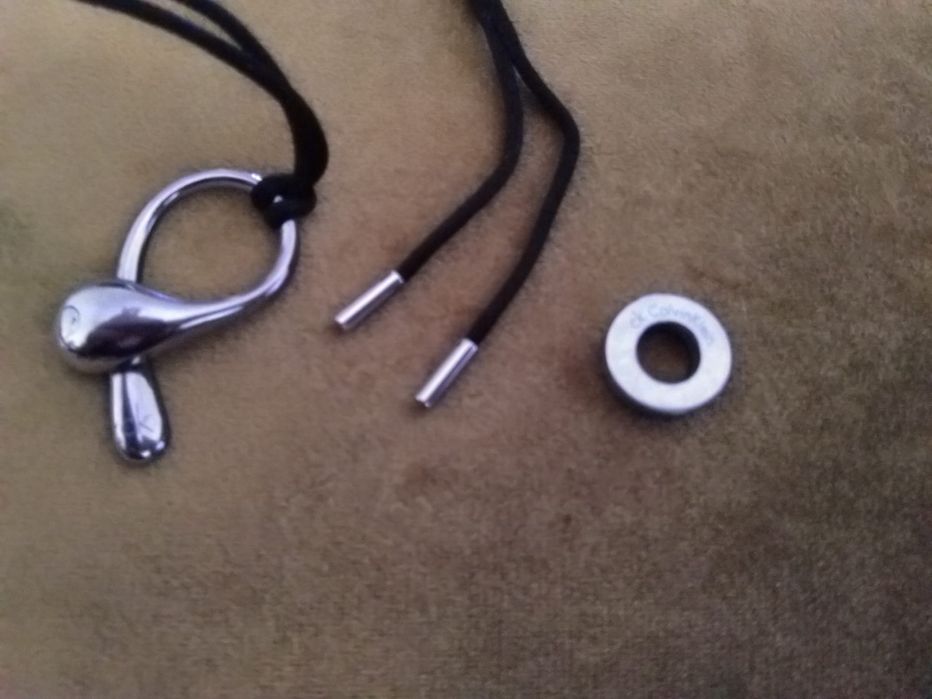 Adereços Calvin Klein Originais para Fio